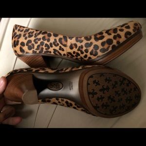 Size 10 heels, never worn